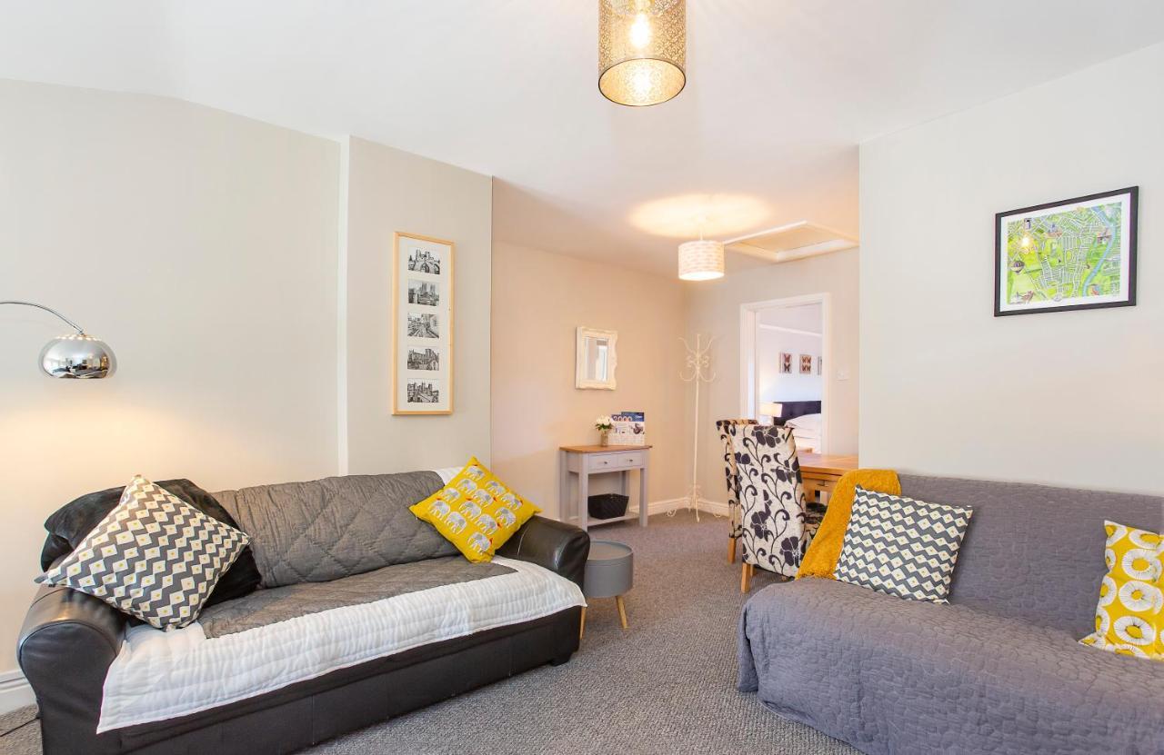Courtyard Apartment Йорк Екстериор снимка